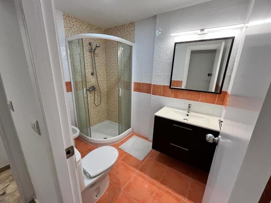 Apartamento Primera Linea Playa-Youtripmalaga Fuengirola Kültér fotó
